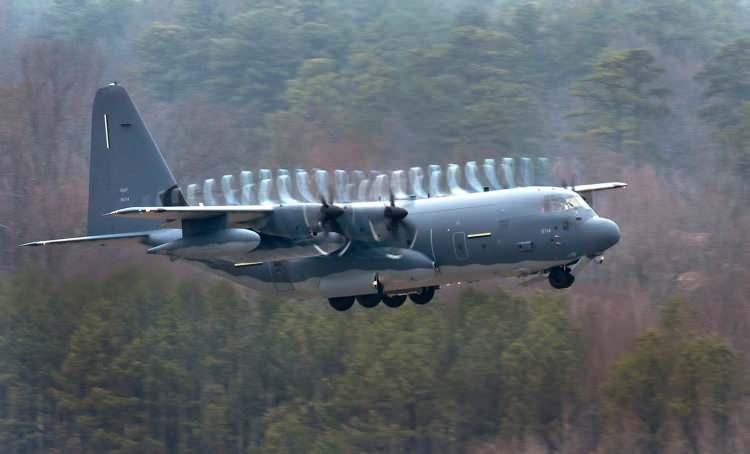 <p><strong><span style="color:#B22222">MC-130J COMMANDO II&nbsp;</span> |&nbsp; 2</strong></p>
