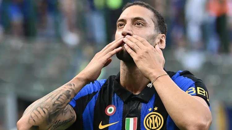 <p>* Hakan &Ccedil;alhanoğlu | 45 milyon euro</p>
