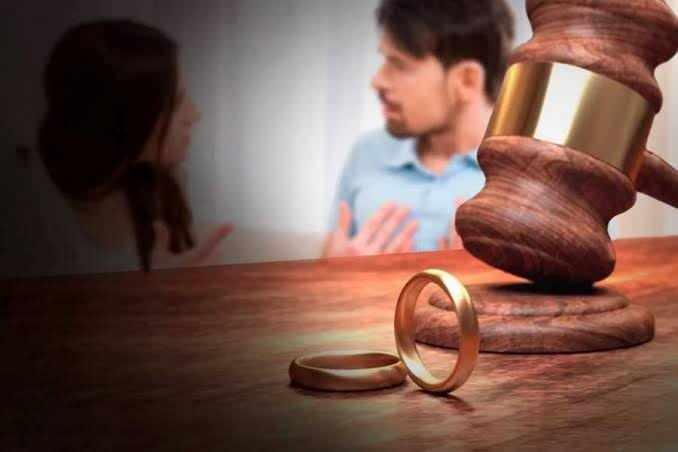 <p>Boşanmanın bedeli milyarlarca doları bulabiliyor!</p>

<p>&Ouml;zellikle d&uuml;nyanın en zengin isimleri i&ccedil;in ayrılık, devasa servetlerin paylaşılması anlamına geliyor.&nbsp;</p>
