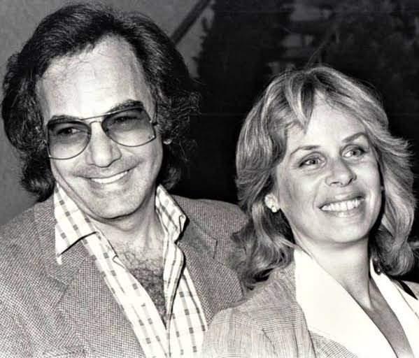 <p><span style="color:#B22222"><strong>24. Neil Diamond & Marcia Murphey (1995) -</strong></span></p>

<p><strong>150 MİLYON DOLAR</strong></p>

<p>&nbsp;</p>
