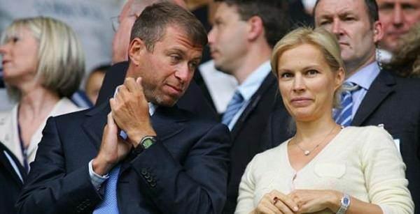 <p><span style="color:#B22222"><strong>18. Roman Abramovich & Irina Malandina (2007) -</strong></span></p>

<p><strong>300 MİLYON DOLAR</strong></p>
