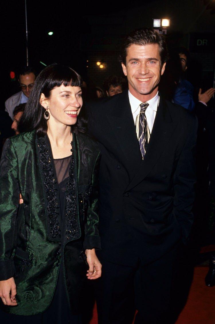 <p><span style="color:#B22222"><strong>15. Mel Gibson & Robyn Moore (2011) - </strong></span></p>

<p><strong>425 MİLYON DOLAR</strong></p>
