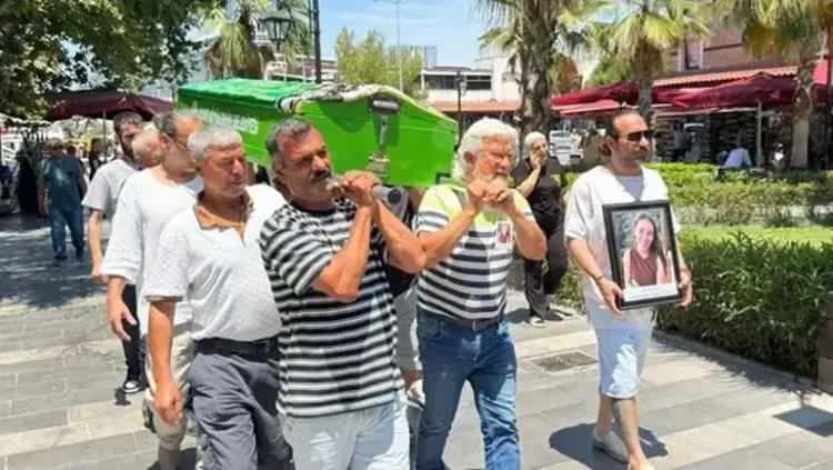 <p><strong>ATV'de yer alan habere g&ouml;re, emekli savcı Vural İrtem, kızının &ouml;l&uuml;m&uuml;nden bir g&uuml;n &ouml;nce kendisine, <span style="color:#800080"><em>&ldquo;Biliyor musun, sen &ouml;lmeyeceksin. Beni toprağa sen koyacaksın&rdquo;</em></span> dediğini s&ouml;yledi.</strong></p>
