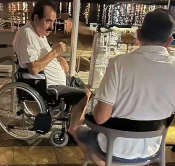<p>İbrahim Tatlıses'in mevcut sağlık durumuna ilişkin de bilgi veren Ayşeg&uuml;l Yıldız, durumunda olumsuz bir değişiklik bulunmadığını ifade etti.&nbsp;</p>
