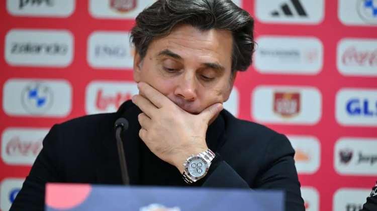 <p><strong>"İTALYA KAZANDI, MONTELLA'YI ZOR DURUMDA BIRAKTI"</strong></p>
