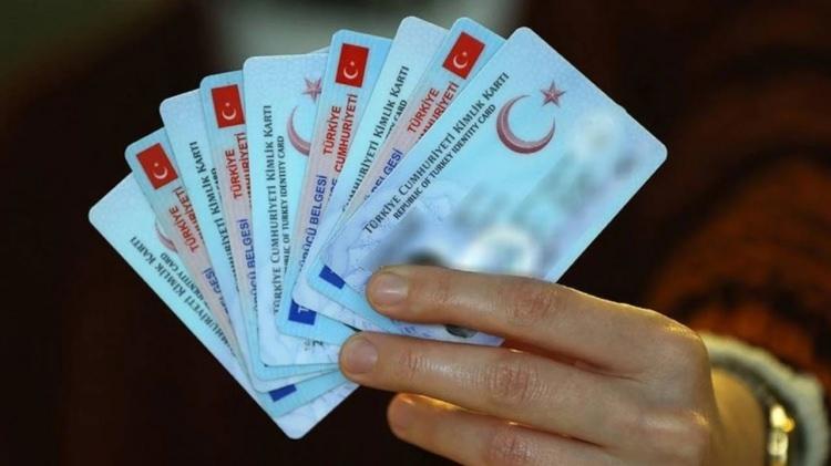 <p>Bu kapsamda &ouml;zellikle yazım ve imla hataları bulunan, genel ahlaka aykırı ifadeler i&ccedil;eren ya da toplum i&ccedil;inde kişilerin alay konusu olmasına neden olabilecek soyadları i&ccedil;in &ccedil;ok sayıda başvuru yapıldı.</p>
