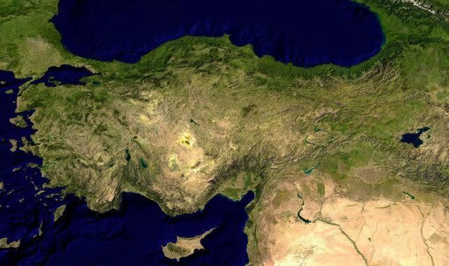 <p>T&uuml;rkiye&rsquo;nin en mutlu şehirleri belli oldu.&nbsp;</p>

<p>Listenin zirvesindeki şehir ise herkesi ters k&ouml;şe yaptı.</p>

