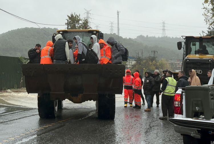 <p>4-Sarıyer İT&Uuml; Maslak Yerleşkesi: 157 kg</p>
