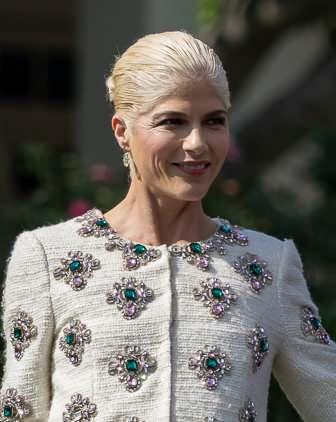 <p><strong>Legally Blonde, Hellboy ve Cruel Intentions filmleriyle tanınan ABD&rsquo;li oyuncu Selma Blair, u&ccedil;akta iki kabin g&ouml;revlisine saldırdığı ve onları ısırdığı iddiasıyla davalık oldu.</strong></p>
