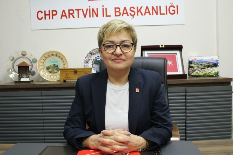 <p><span style="color:#B22222"><strong>ASİYE ERG&Uuml;L</strong></span></p>
