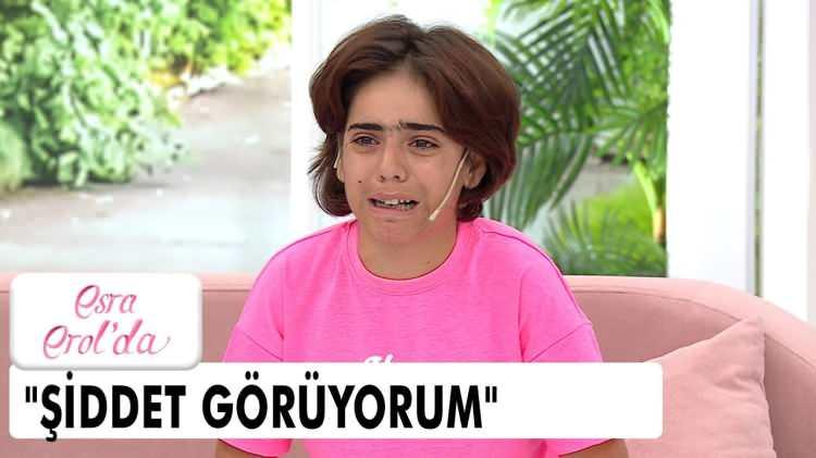 <p>Esra Erol'un programında yaşadıklarıyla T&uuml;rkiye'nin g&uuml;ndemine oturan Fatma, yeniden dikkatleri &uuml;zerine &ccedil;ekti.</p>
