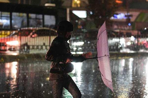 <p>İstanbul'da sağanak, Beşiktaş ve &ccedil;evresinde etkili oldu.</p>

<p>&nbsp;</p>
