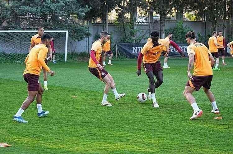 <p><strong><span style="color:#B22222">ŞANLIURFA</span>&nbsp; |&nbsp; GALATASARAY</strong></p>
