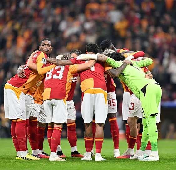 <p>Bu m&uuml;cadele 21 Ekim &Ccedil;arşamba g&uuml;n&uuml; oynanacak ve her iki takım da Devler Ligi'nde ilk galibiyetini elde etmek i&ccedil;in m&uuml;cadele edecek.</p>
