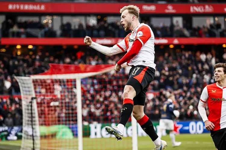 <p>2035 - Feyenoord</p>
