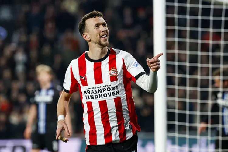 <p>2049 - PSV Eindhoven</p>
