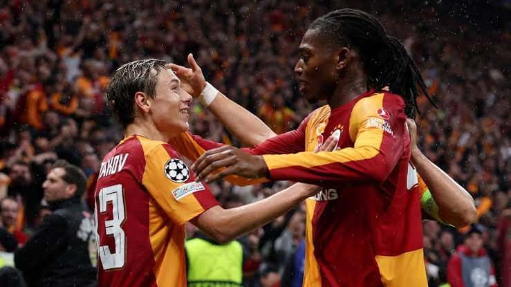 <p><strong>35- GALATASARAY | 0 PUAN | -5 AVERAJ</strong><br />
<br />
<br />
&nbsp;</p>
