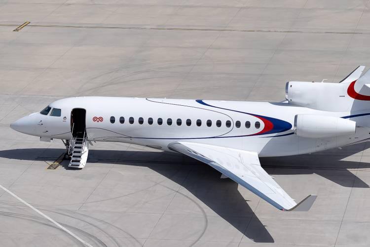 <p><strong>&Ouml;mer Ko&ccedil;: Dassault Falcon 8X &ndash; 62 milyon dolar</strong></p>

<p>&nbsp;</p>

<p>Ko&ccedil; Holding&rsquo;in &ouml;nemli isimlerinden &Ouml;mer Ko&ccedil;, Fransız Dassault &uuml;retimi Falcon 8X ile listede yer alıyor.&nbsp;</p>
