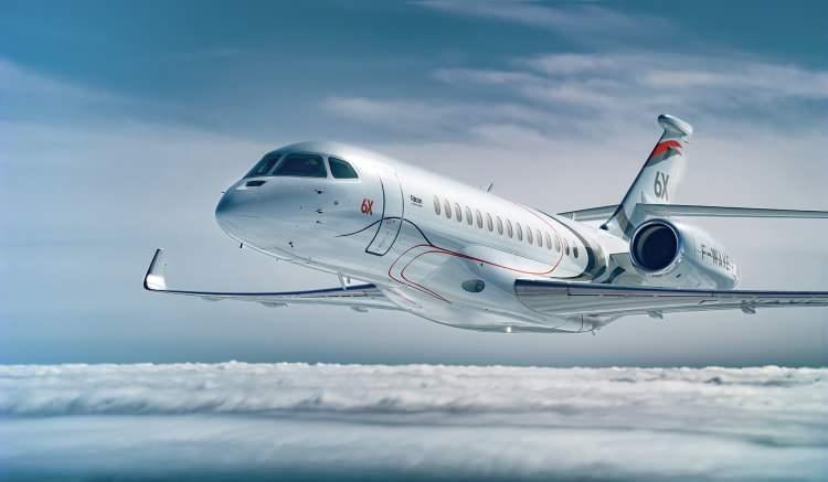 <p><strong>Nihat &Ouml;zdemir (Limak): Dassault Falcon 6X &ndash; 58 milyon dolar</strong></p>

<p>&nbsp;</p>

<p>Limak Holding&rsquo;in sahibi Nihat &Ouml;zdemir, 58 milyon dolar değerindeki Dassault Falcon 6X ile listede. Bu model, geniş kabini ve modern teknolojisiyle yeni nesil iş jetleri arasında yer alıyor.&nbsp;&nbsp;</p>
