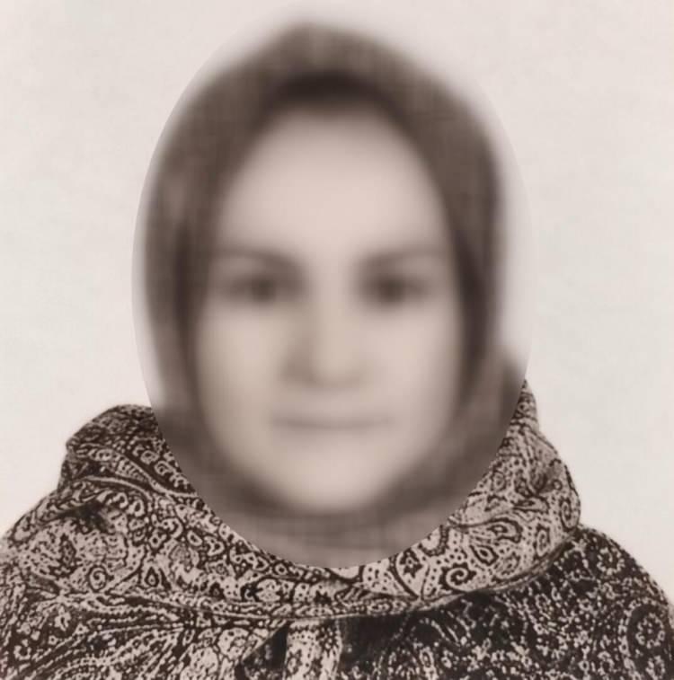 <p><span style="color:#A52A2A"><strong>EVDEKİ EŞYALARA ZARAR VERDİ&nbsp;</strong></span></p>

<p>&nbsp;</p>

<p>Se&ccedil;il &Ouml;., iddiaya g&ouml;re, evdeki eşyalara zarar verdi, Can Y.&rsquo;nin telefonunu kimliğini ve saatini aldı.&nbsp;</p>

<p>&nbsp;</p>

<p>Yaşananların ardından Can Y., ilişkisini bitirdi; ancak Se&ccedil;il &Ouml;. iddiaya g&ouml;re Can Y.&rsquo;yi rahatsız etmeyi s&uuml;rd&uuml;rd&uuml; ve aracına birka&ccedil; kez zarar verdi.</p>
