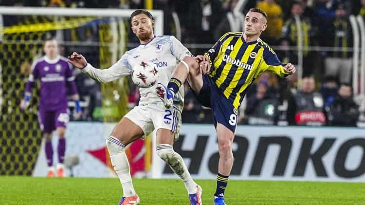 <p>Fenerbah&ccedil;e'nin 14 Ekim &Ccedil;arşamba g&uuml;n&uuml; Aston Villa ile deplasmanda oynayacağı karşılaşma da aynı saatte oynanacak.</p>
