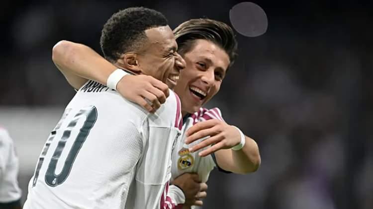 <p>İspanyol ekibinde &ouml;nemli isimlerden biri haline gelen gen&ccedil; futbolcu, bu sezon &ccedil;ıktığı 11 resmi karşılaşmada 3 gol ve 5 asistlik performans sergiledi.</p>
