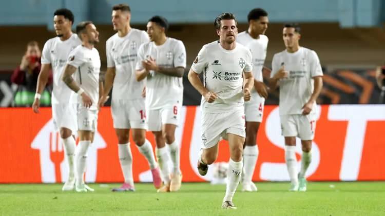 <p>2- LEVERKUSEN | 9 PUAN 8 AVERAJ</p>
