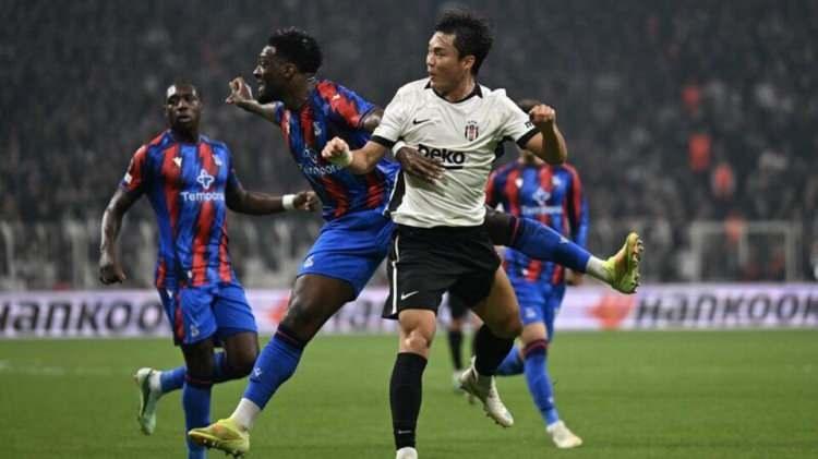 <p>UEFA Avrupa Ligi'nin 3. hafta karşılaşmasında Beşiktaş, sahasında Premier Lig ekibi Crystal Palace ile karşılaştı.</p>
