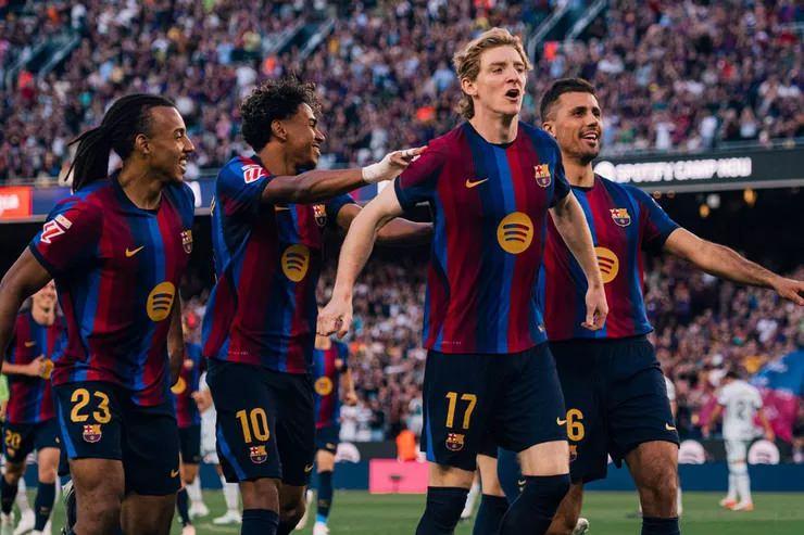 <p>8 - Barcelona: 108.250</p>
