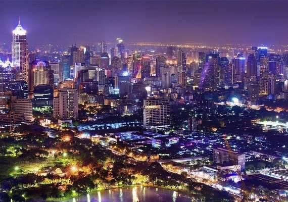 <p><span style="color:#B22222"><strong>BANGKOK, TAYLAND: </strong></span></p>

<p>18,2 milyon</p>

