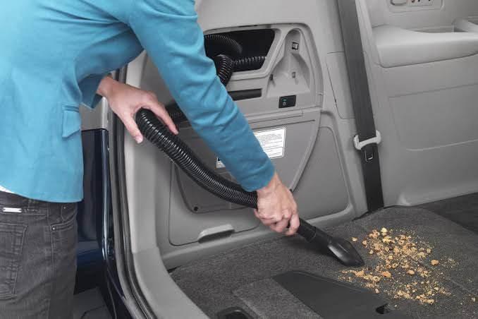 <p><span style="color:#B22222"><strong>HONDA ODYSSEY:</strong></span></p>

<p>2014 Odyssey Touring Elite&rsquo;de bagaj b&ouml;l&uuml;m&uuml;ne entegre HondaVAC isimli yerleşik elektrikli s&uuml;p&uuml;rge bulunuyordu.</p>

