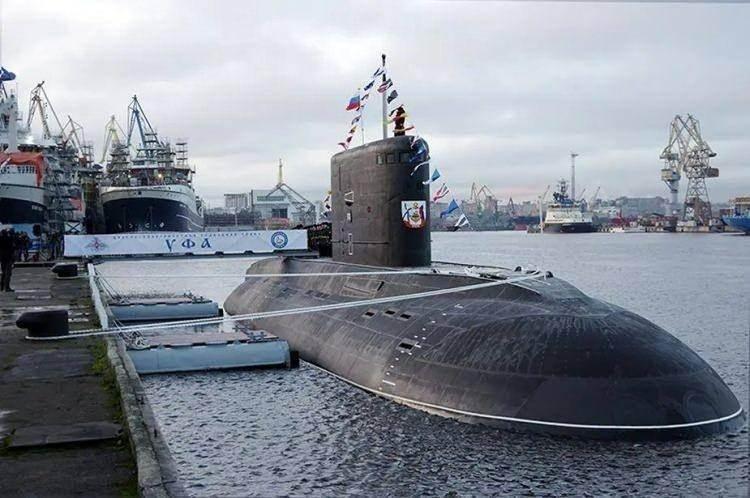 <p><strong><span style="color:#B22222">4)&nbsp; KİLO CLASS</span>&nbsp; |&nbsp; DENİZALTI</strong></p>
