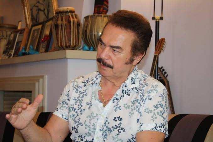 Orhan Gencebay yıllar sonra i&ccedil;ini d&ouml;kt&uuml;: Beni aşağılamak i&ccedil;in uydurdular!