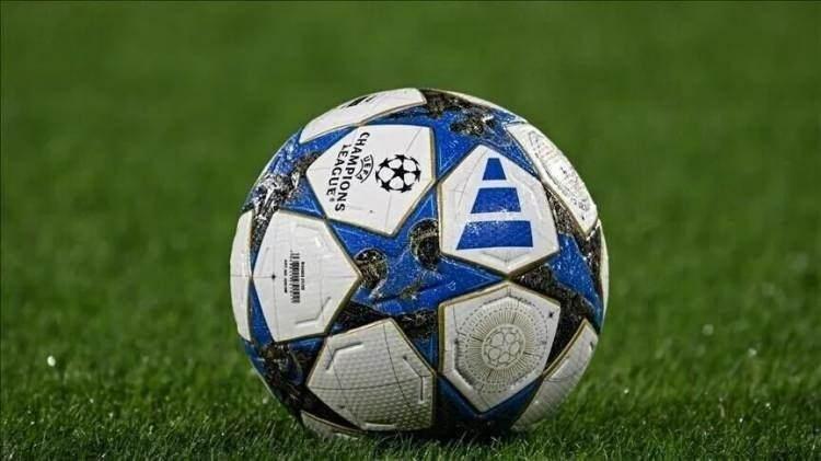 <p>Şampiyonlar Ligi'nde puan tablosunda, ilk 8 sıradaki takımlar son 16 turuna &ccedil;ıkıyor. 9. ile 24. sıralar arasındaki 16 takım eleme aşaması play-off turuna y&uuml;kseliyor. Son 12 sıradaki takımlar ise eleniyor.</p>

