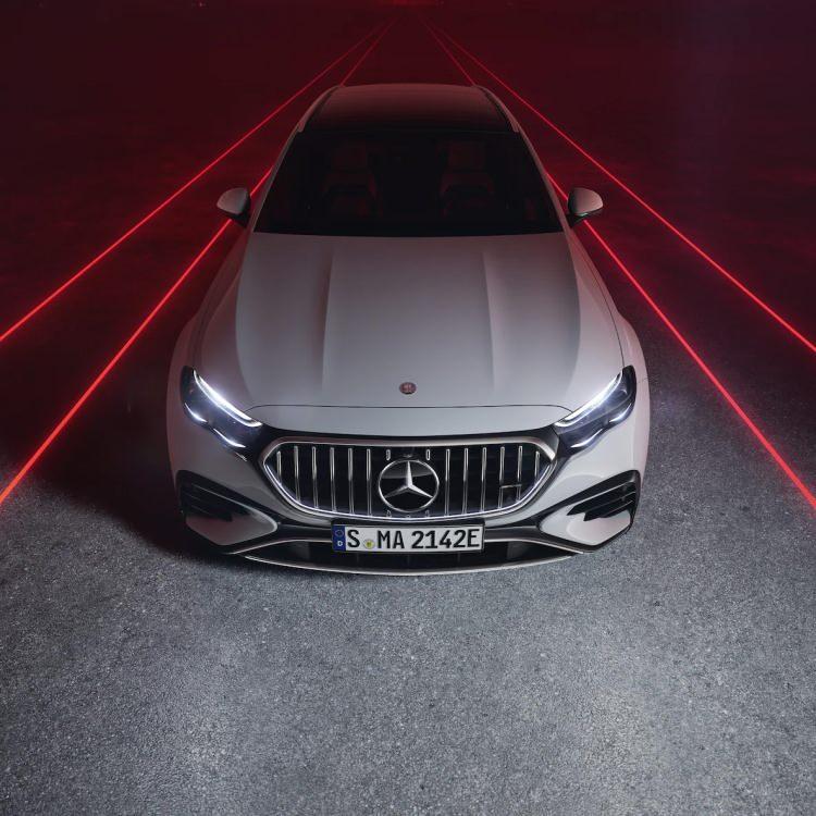 <p><strong>MERCEDES</strong></p>

<p>Mercedes 5 milyon liraya kadar kredi, 36 ay vade, y&uuml;zde 3,50 faiz oranıyla satış yapıyor.</p>
