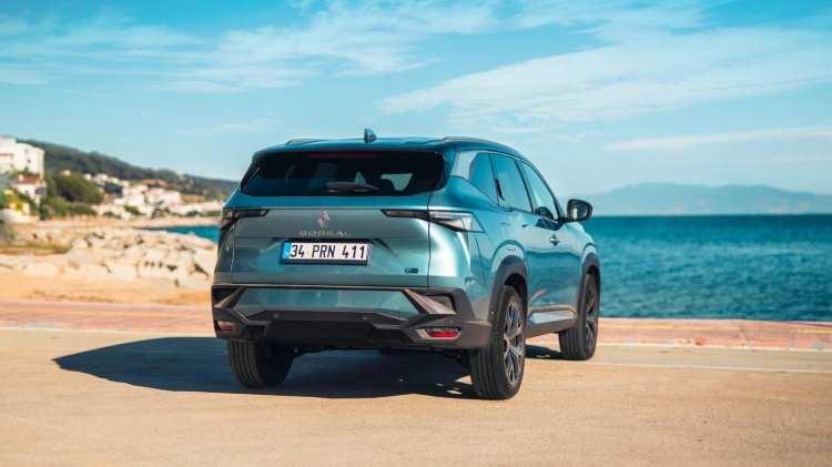 <p><strong>RENAULT</strong></p>

<p>Renault Clio, Boreal, Megane Sedan'da 200 bin liraya kadar y&uuml;zde 0 faizli 6 ay vadeli kredi veriliyor.</p>
