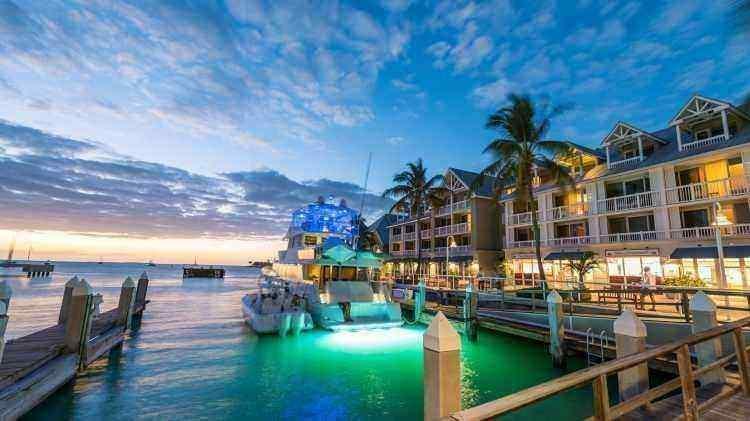 <p><strong><span style="color:#B22222">36)&nbsp; KEY WEST&nbsp; </span>|&nbsp; ABD</strong></p>
