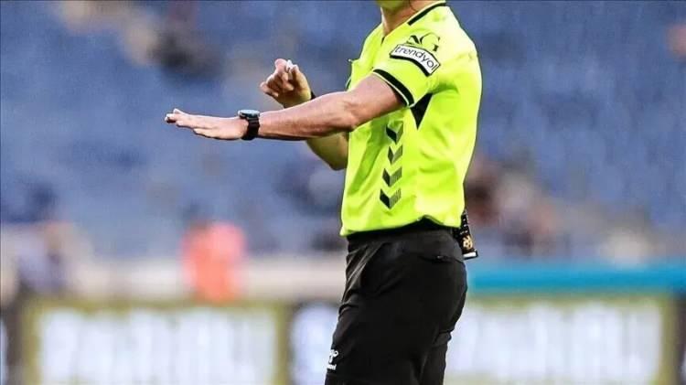 <p>Hakemlerin su&ccedil; duyurusu başvurusunda "iftira", "g&ouml;revi k&ouml;t&uuml;ye kullanma", "hukuka aykırı tasfiye eylemleri" ve "asılsız ter&ouml;r &ouml;rg&uuml;t&uuml; isnadı" iddialarının yer aldığı aktarıldı.</p>
