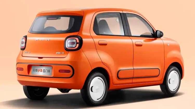 <p><span style="color:#B22222"><strong>328 KİLOMETREYE KADAR MENZİL</strong></span></p>

<p>Arka aksa yerleştirilen 30 kW (40 hp) g&uuml;c&uuml;ndeki elektrik motoruyla &ccedil;alışan Bestune Pony, 17 kWh ve 27,2 kWh olmak &uuml;zere iki farklı LFP batarya se&ccedil;eneği sunuyor. Aracın CLTC menzili 222-328 kilometre, WLTP menzili ise 182-269 kilometre arasında değişiyor. Maksimum hızı 103 km/sa olan beş kapılı modelin fiyatı, donanım ve batarya se&ccedil;eneğine g&ouml;re 6 bin 735 ile 8 bin 230 dolar arasında değişiyor.</p>
