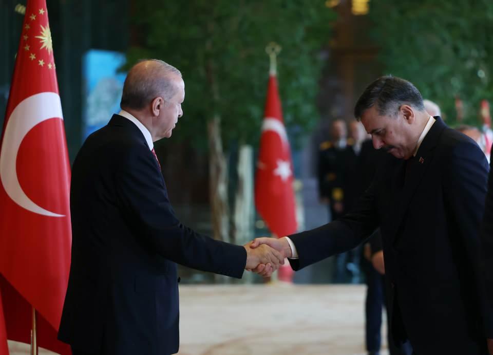 <p>İ&ccedil;işleri Bakanı Mustafa &Ccedil;ift&ccedil;i, Cumhurbaşkanı Erdoğan'a tebriklerini sundu.</p>
