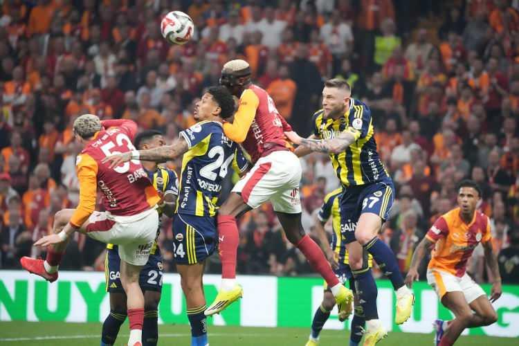<p>İki takımın oyuna kontroll&uuml; başlaması ve ilk yarıda eşitliğin bozulmaması durumunda m&uuml;cadelede beraberlik ihtimalinin de g&uuml;&ccedil;leneceği aktarıldı.</p>
