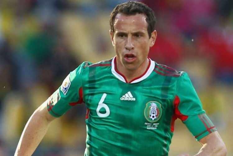 <p><span style="color:#B22222"><strong>10)&nbsp; GERRARD TORRADO</strong></span></p>
