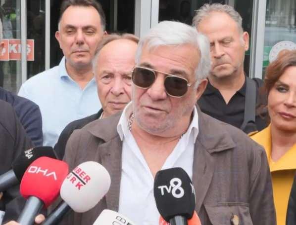 <p>Sabah yazarı Tuba Kal&ccedil;ık'a r&ouml;portaj veren Levent İnanır,&nbsp;J&uuml;lide Kural'ın dayısının vefatının ilk haftasında Bodrum'a tatile gittiğini anlattı.&nbsp;</p>
