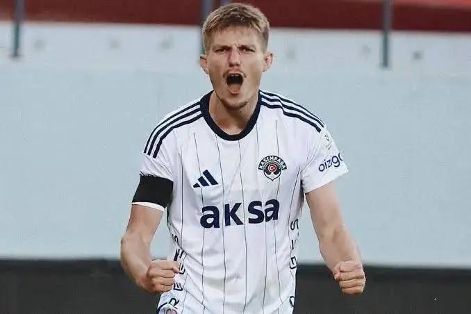 <p>7- Benedyczak | Kasımpaşa | 6 gol (9 ma&ccedil;ta)</p>
