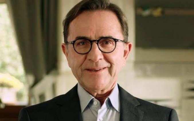 <p>CİDDİ ALERJİK REAKSİYONLARA YOL A&Ccedil;IYOR</p>

<p>Dr. Osman M&uuml;ft&uuml;oğlu, sarı serumun i&ccedil;eriğindeki herhangi bir maddenin yaşamı tehdit eden ciddi alerjik reaksiyonlara yol a&ccedil;abileceği konusunda uyardı.&nbsp;</p>
