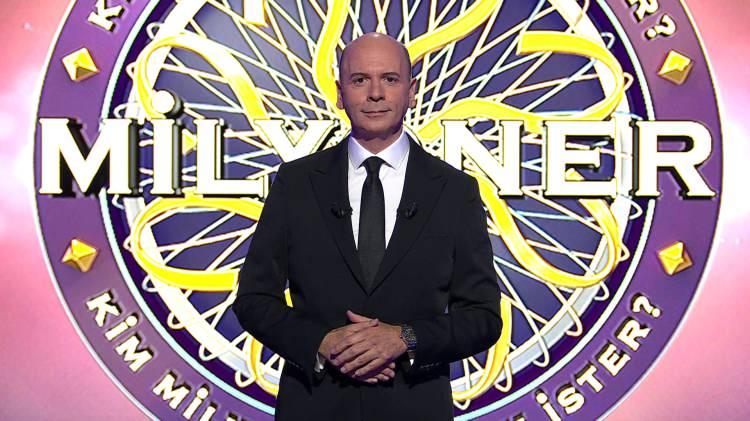 <p><strong>ATV ekranlarında yayınlanan Kim Milyoner Olmak İster yarışmasında, 1 milyon TL değerindeki satran&ccedil; sorusu yarışmacıya zor anlar yaşattı.&nbsp;</strong></p>
