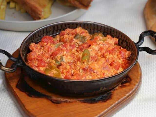<p><strong>MENEMEN (PUAN: 4.1)</strong></p>

<p>&nbsp;</p>
