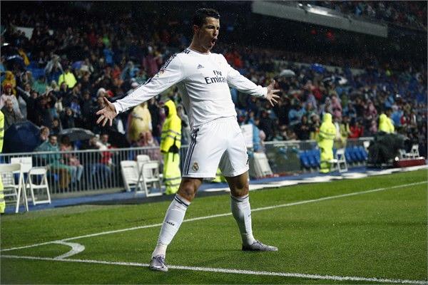 <p><strong>1. Real Madrid</strong></p>
<p>Takımın değeri: 3,4 milyar dolar</p>