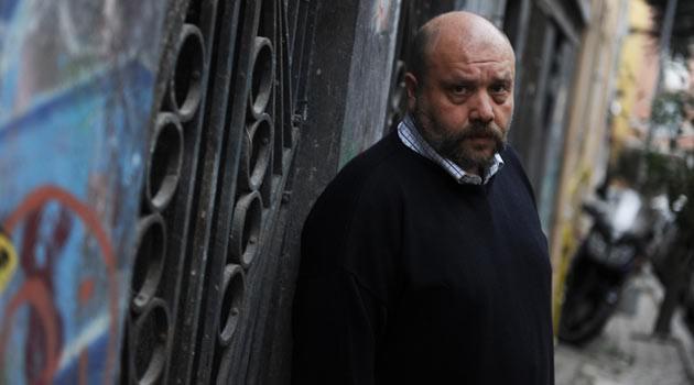 <p><strong>AHMET MÜMTAZ TAYLAN</strong><br />Demek ki neymiş; İstanbul deplasmanı yeme, içme, yatma yeri değilmiş... Teşekkürler Galatasaray..</p>