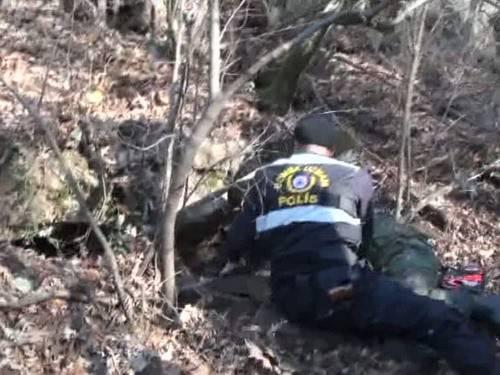 Olayla ilgili olarak Başkale Cumhuriyet Başsavcılığı'nca verilen talimat doğrultusunda, ele geçirilen malzemeler muhafaza altına alınarak tahkikata başlandı.